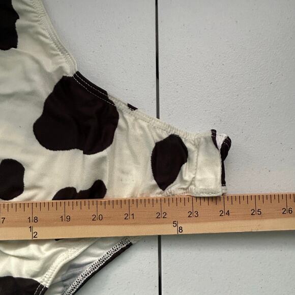 Saints & Hearts One Shoulder One-Piece Cow Print Bodysuit Sz L New - Picture 10 of 11